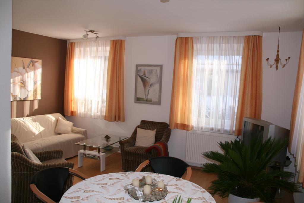Ferienhaus Klein Holiday home Dresden